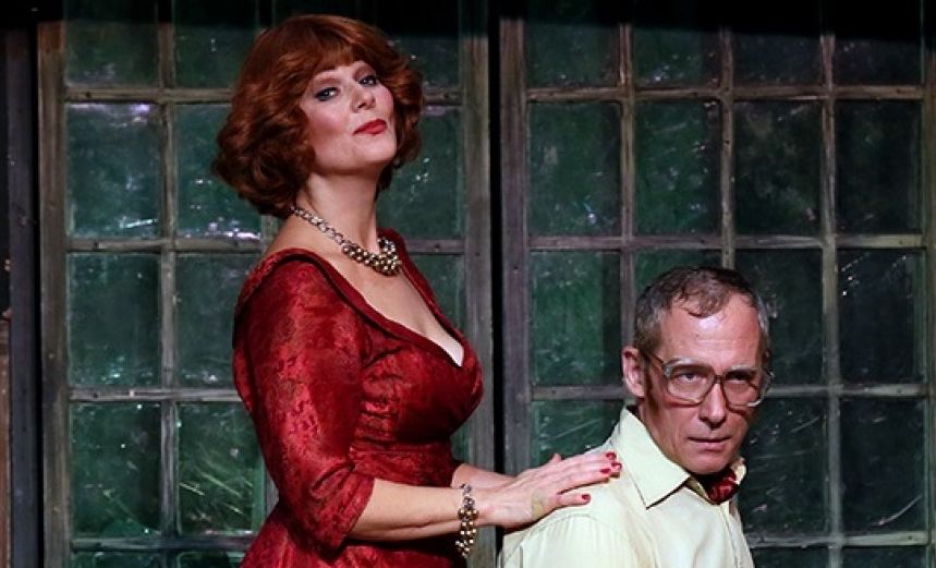 Шум за сценой