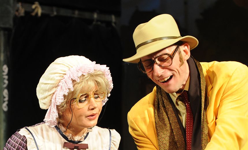 Шум за сценой